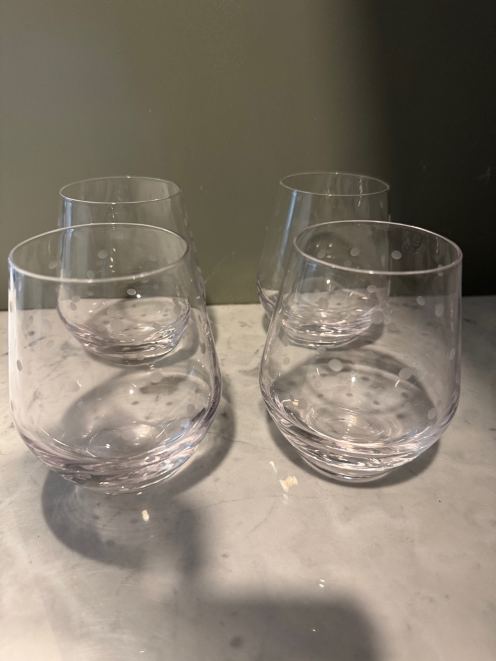 Set of 4 Kate spade wine glasses